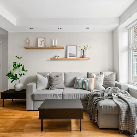 Beds - Modern, Cozy & Perfect Location Apartman *