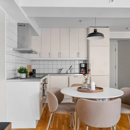 Διαμέρισμα Beds - Modern, Cozy & Perfect Location Μπέργκεν